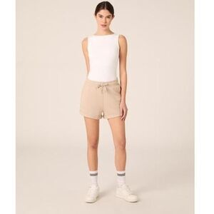 Alcott Women's Tan and Cream Shorts